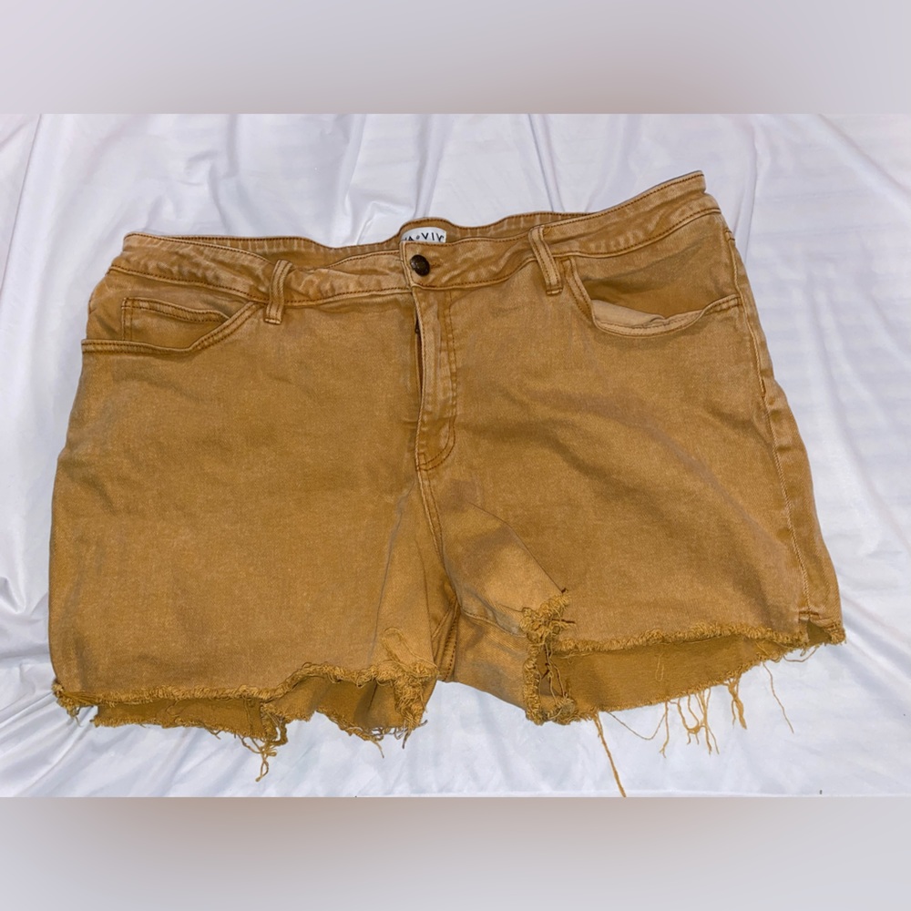 Ava & Viv Mustard Shorts Size 20W